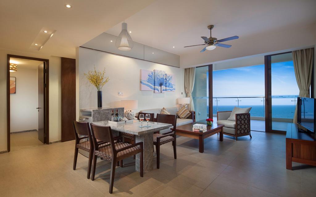 Aloha Oceanfront Suite Resort Lingshui  Habitación foto